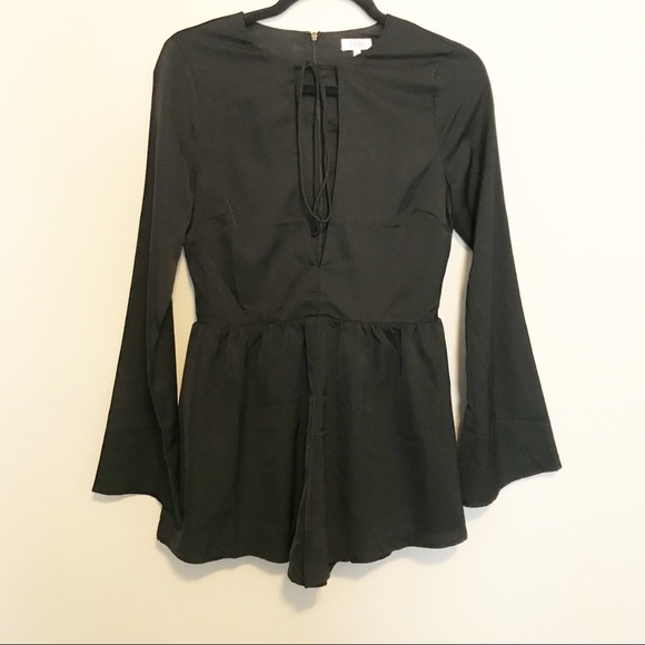 Tobi Pants - Tobi Black Long Sleeve Lined Romper Size Small